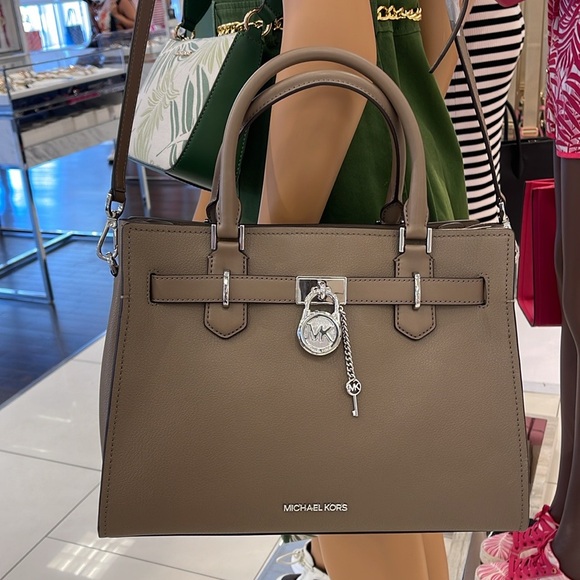 MICHAEL KORS HAMILTON MEDIUM SATCHEL 
 COLOR: Dusk 
NWT - Picture 13 of 16